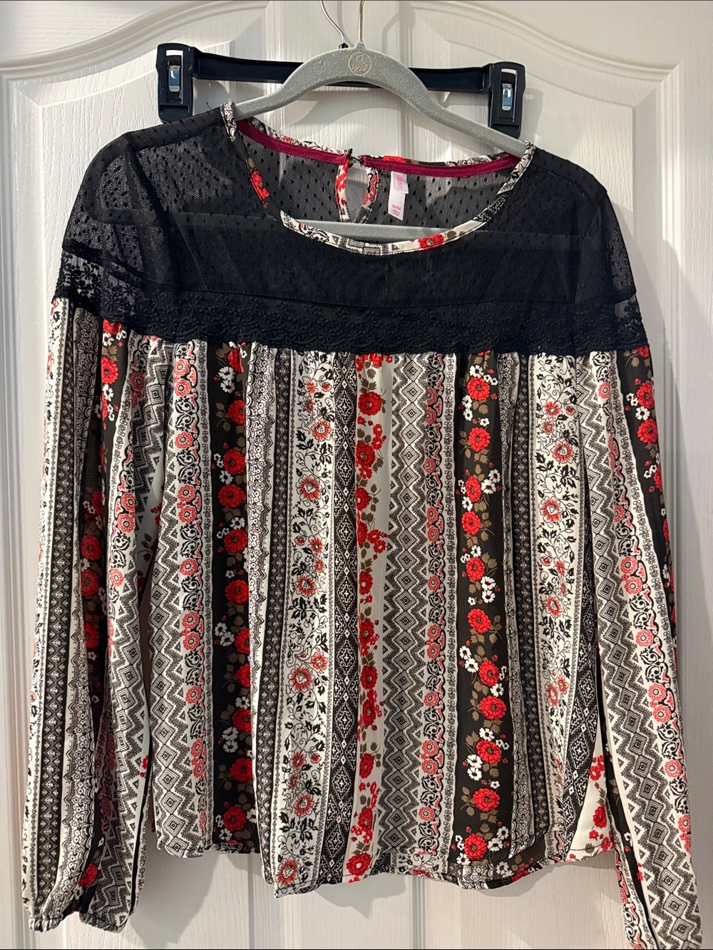 Xhilaration Black Red Floral Stripe Peasant Blouse